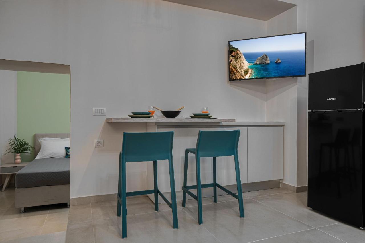 Andy'S & Hari'S Elegant Town Studios Zante Extérieur photo