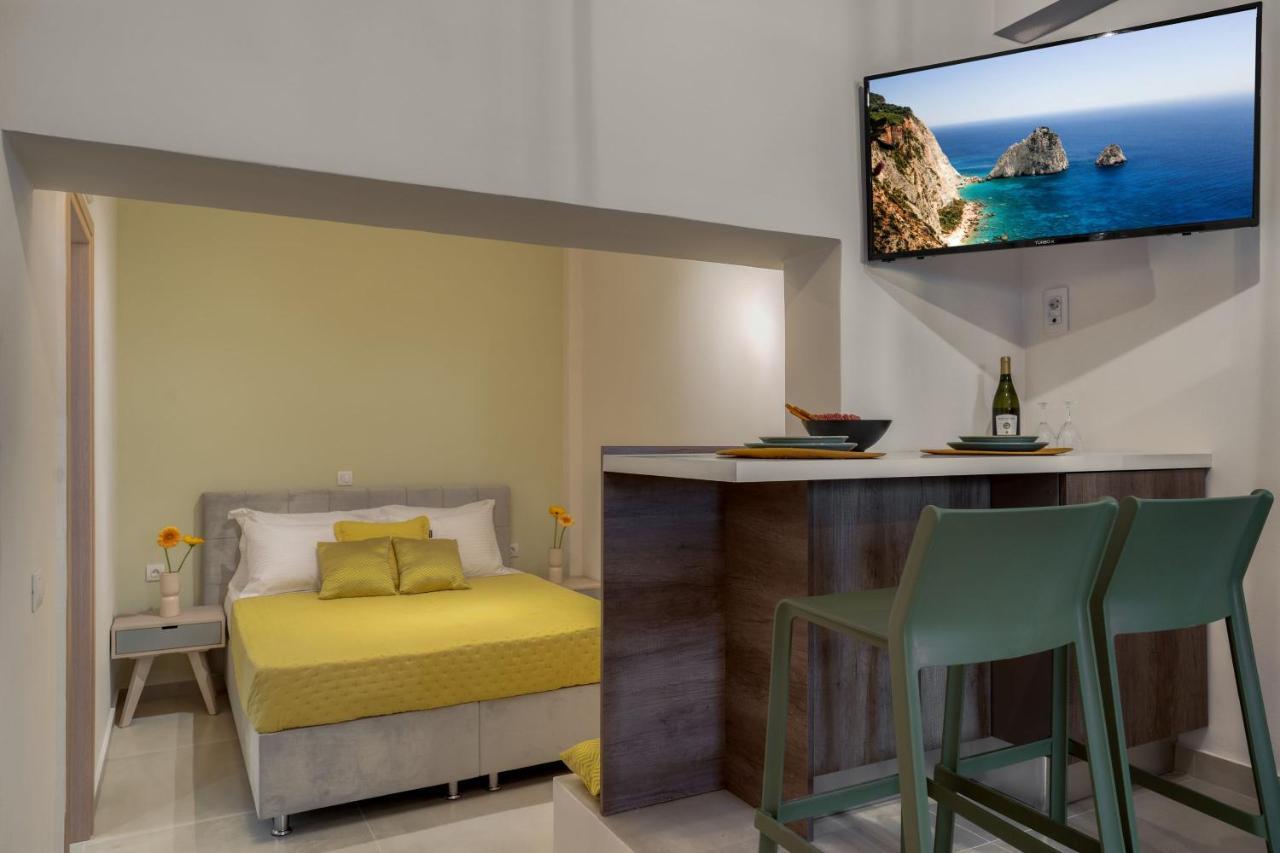 Andy'S & Hari'S Elegant Town Studios Zante Extérieur photo